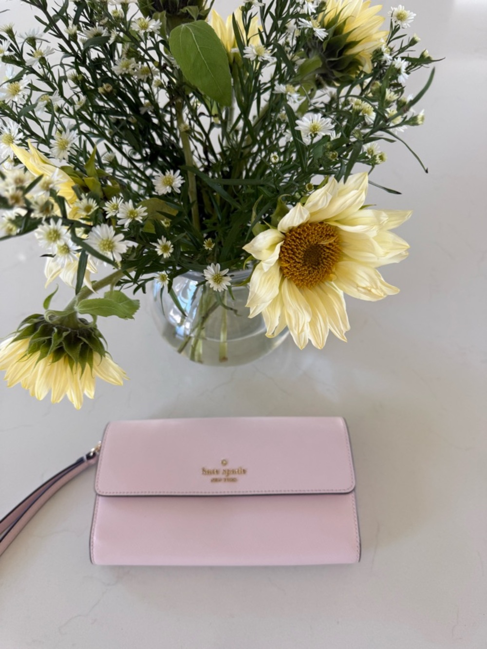 Kate spade Madison Travel Wristlet
